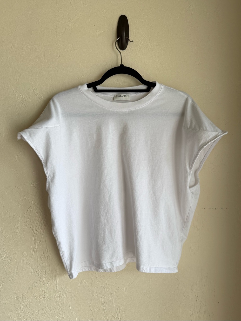Babaton White Boxy Short Sleeve Tee